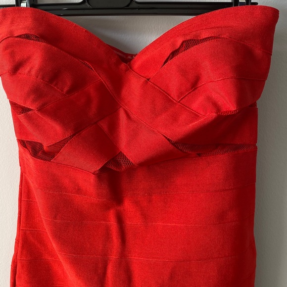 Red Bandeau Bandage Dress - Picture 3 of 5
